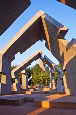 Mausoleum of the Martyrdom by Nizio Design International