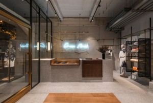 Comme Moi Flagship store by Neri and Hu