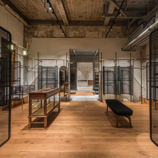 Comme Moi Flagship store by Neri and Hu