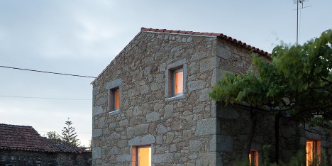 Nogueiras House by Sofia Parente and André Delgado
