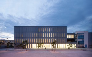 Office building by BVAU