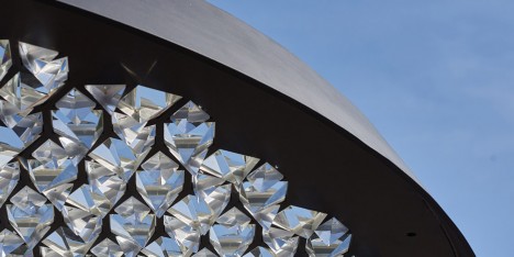 Samuel Wilkinson’s Ommatidium sculpture offers kaleidoscopic views of the sky