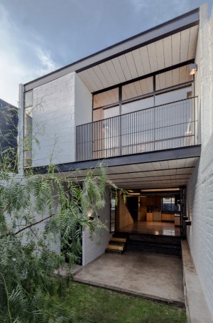 RR House by Delfino Lozano in Zapopan, Mexico