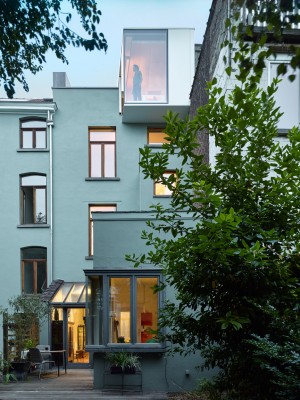 Apartments by Edouard Brunet and François Martens