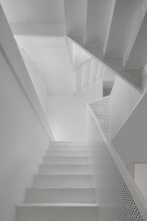 Renovation of Xinsi Hutong House by Arch Studio