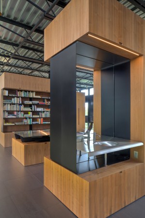Shokan Residence by Jay Bargmann