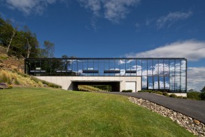Shokan Residence by Jay Bargmann