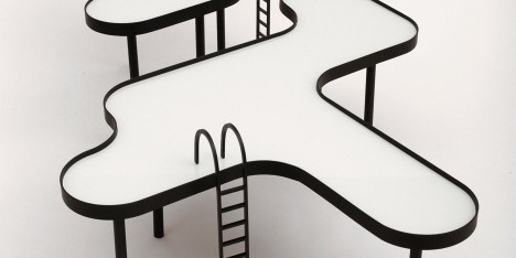 Swimming pool table by Estudio Rain