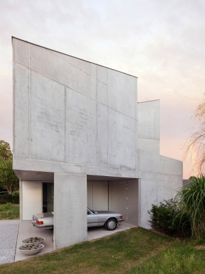 TDH House by ISM Architecten