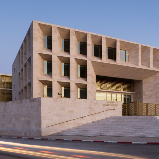 Toulkarem Courthouse by AAU Anastas