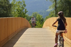 Wooden footbridge by DANS architects