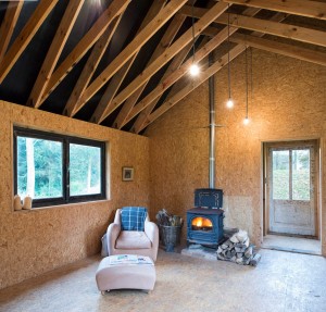 Woodland Cabin by De Rosee Sa Architects