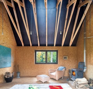 Woodland Cabin by De Rosee Sa Architects