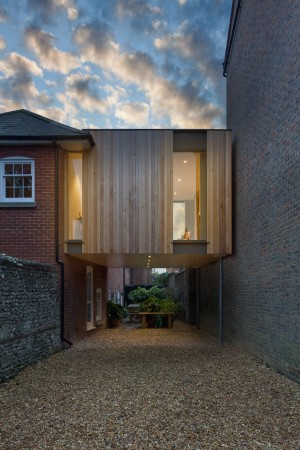 Austen house extension by Adam Knibb Architects