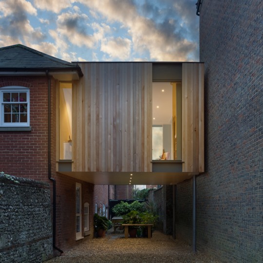 Austen house extension by Adam Knibb Architects
