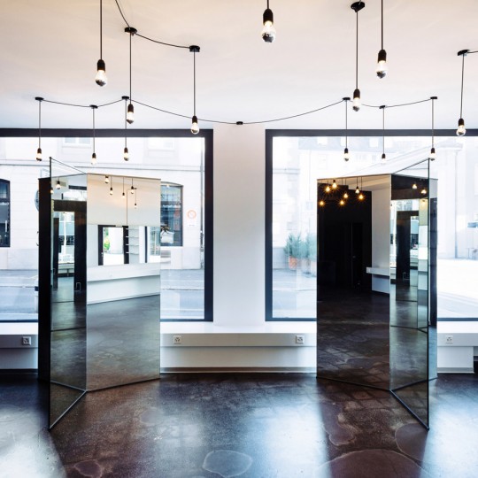 Barbershop Seefeldstrasse by Wülser Bechtel Architekten