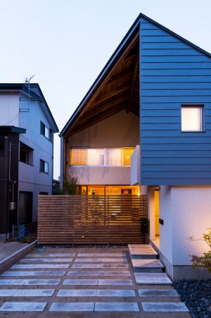 Cardigan Cardigan by Takeru Shoji Architects