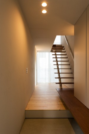 Cardigan Cardigan by Takeru Shoji Architects