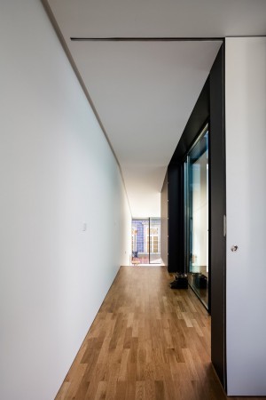 Casa Bonjardim by Atka Arquitectos