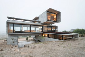 Casa Golf by Luciano Kruk