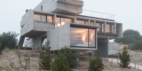 Casa Golf by Luciano Kruk