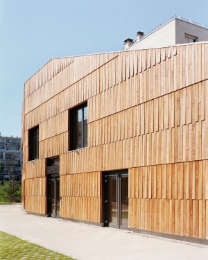 Centre Socio Culturel Christian Marin by Guillaume Ramillien Architecture