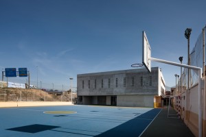 Cerrillo school by Elisa Valero