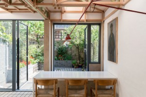 Clock House by Archmongers Architects