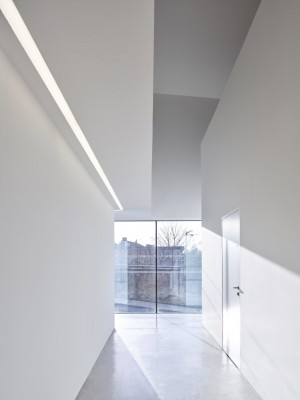 Cour et Jardin by Fernandez & Serres