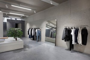 ETQ Store Amsterdam by Studio Jos van Dijk