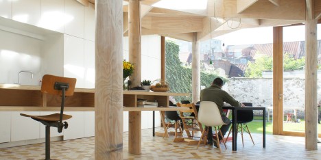 Extension by Atelier Vens Vanbelle