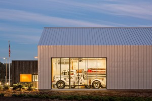 Fire Station 76 by Hennebery Eddy