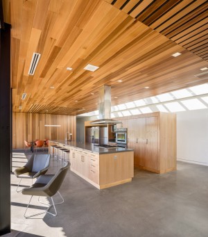 Fire Station 76 by Hennebery Eddy