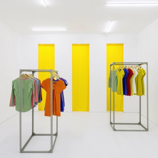 Flagship store by Fala Atelier