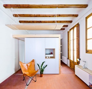 Apartment refurbishment in Gran Via, Barcelona by Anna & Eugeni Bach