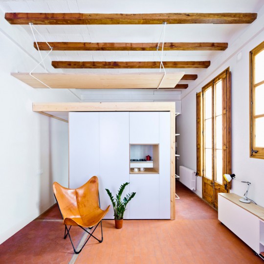 Apartment refurbishment in Gran Via, Barcelona by Anna & Eugeni Bach