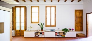 Apartment refurbishment in Gran Via, Barcelona by Anna & Eugeni Bach