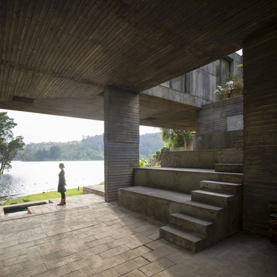 Casa Guna by Pezo von Ellrichshausen