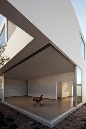 House to the Sky by Abraham Cota Paredes
