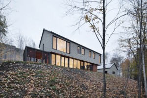 KL House by Bourgeois Lechasseur Architects