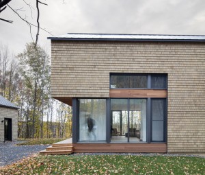 KL House by Bourgeois Lechasseur Architects