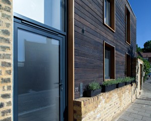 Kenworthy Road by Chris Dyson Architects