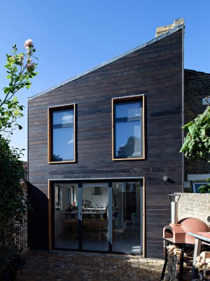 Kenworthy Road by Chris Dyson Architects