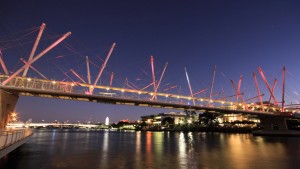 Kurilpa Bridge by Cox Rayner Architects and Arup