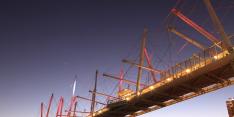 Kurilpa Bridge by Cox Rayner Architects and Arup