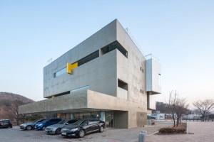 Maxcube by Studio Koossino