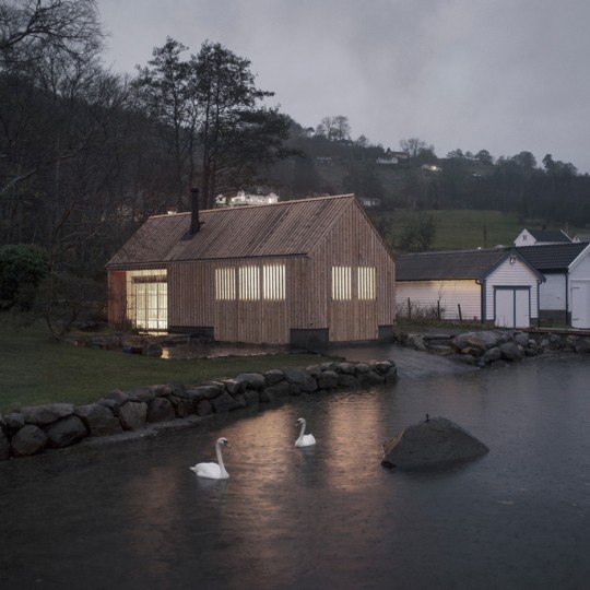 Naust V boathouse by Koreo Architects and Kolab Architects