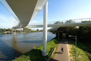 Nescio Bridge by Wilkinson Eyre