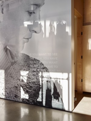 Oiselle Flagship Store by goCstudio