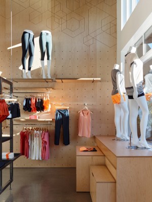 Oiselle Flagship Store by goCstudio